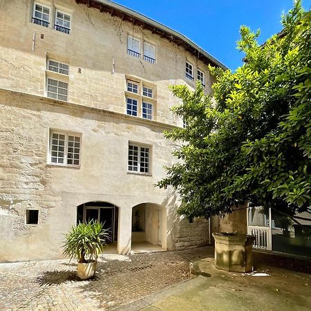 Appartement Aux Pieds Du Palais Des Papes. Avignon Ngoại thất bức ảnh