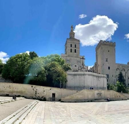 Appartement Aux Pieds Du Palais Des Papes. Avignon Ngoại thất bức ảnh