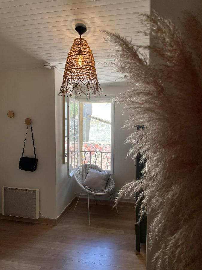 Appartement Aux Pieds Du Palais Des Papes. Avignon Ngoại thất bức ảnh